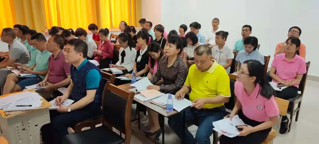 听课图片2.jpg 图片